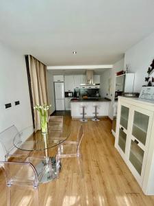 2 big terraces penthouse city center