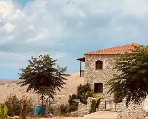 Lila view - Qeparoi i Sipërm