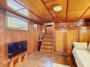 La Marquise "dormez dans une péniche"