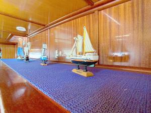 La Marquise "dormez dans une péniche"