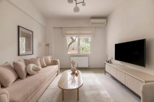 Minimal Luxury Apartments in Kolonaki by UPSTREET