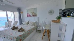 Slow boat experience