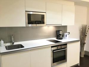 Victor Hugo 4 dcha BajoA by Forever Rentals