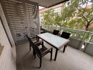 Marina Raset - Serviden