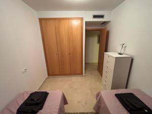 Marina Raset - Serviden