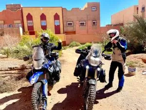 Spacious Apartment with Motorcycle Garage, Free Parking, and Air Conditioning - Oulad Aïssa