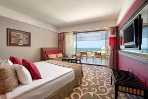 Classic Room Superior sea view room in Cornelia Diamond Golf Resort & Spa