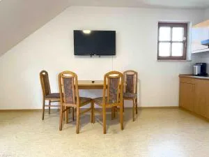 STA1067 Moderne Monteurwohnung mit Balkon - Neubäu