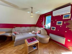 Apartment Crystal Rose