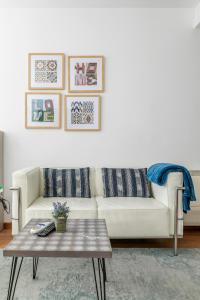 Luna 1 by Forever Rentals