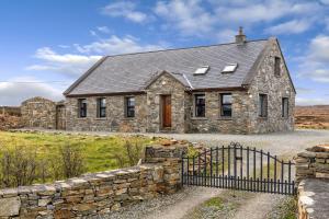 Cottage 118 - Cleggan