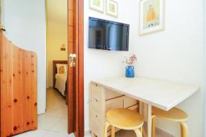 Petra Afytos holiday