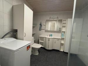 Kotimaailma-Neliö keskustassa