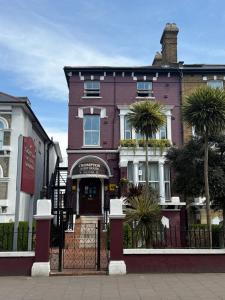 Crompton Guest House - 5hvězdičkové hotely ve městě Hounslow