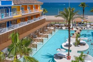 Mediterraneo Bay Hotel & Resort