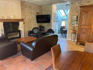 Villas Maison avec piscine 24heures du Mans : photos des chambres