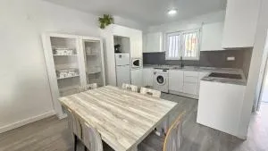 AT Casa de Vacaciones Las Piñas - 贝尼卡洛