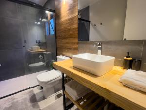 Chalé Encantador na Rota do Vinho com Ar Condicionado