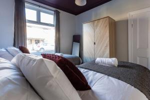 Charming 4BR Home in Darlington Near Town Centre