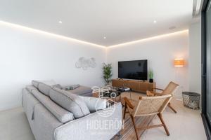 HigueronRentals Nácar