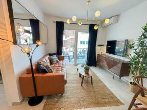 Renovated 2 bedroom in Nerja Center, Carabeo area