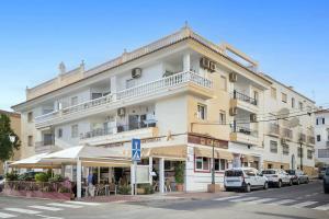 Renovated 2 bedroom in Nerja Center, Carabeo area