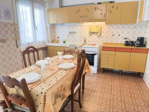 700 m from the Sea with private garage