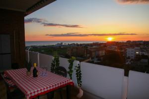 Delizioso appartamento vista mare e pineta