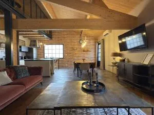 LOFT ATELIER Appartement de caractere - Maraussan