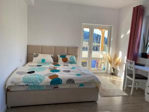 Bright & Cozy Room with Balcony - Ubytování bez kategorie ve městě Çorovodë