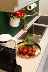 Contemporary Vintage, 3BDR Grace Suite