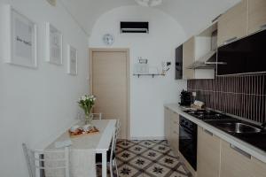 Palazzo Pezzolla by MONHOLIDAY