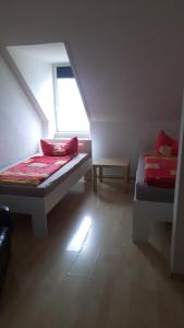 -fairmieten-leipzig de- Preiswerte Wohnungen nähe BMW für Monteure - Portitzer Str