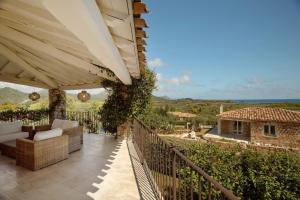 Villa Gelsomino a soli 500 mt dal mare con piscina privata e vista mare