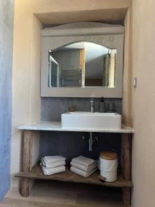 B&B / Chambres d'hotes Gite les 4 Saisons - chambre Printemps : photos des chambres