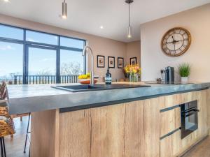 Hayloft - Uk49529