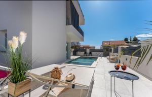 Amazing Home In Drage 