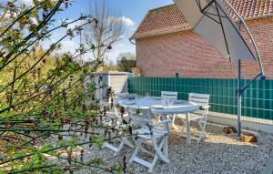 2 Bedroom Gorgeous Home In Offranville