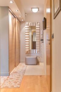 Stylish One-bedroom Flat with Amazing City View by Flat Mаnаger