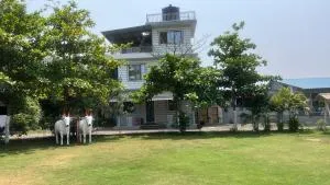 Sundar Farms Resort - Chinchavli