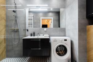 Premium White Marina Apartment Chopin Airport