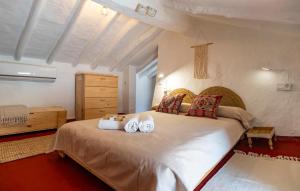 Stunning Home In Algodonales With Wifi