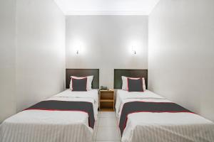 Dancenter Pusat Kota Pekanbaru Near Masjid Al-Hidayah Simpang Baru