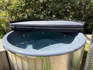 Sejours chez l'habitant Du calme en pleine ville Jacuzzi : photos des chambres