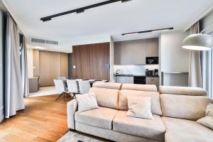 Kasprzaka 29 Panorama Tower 20 piętro 85m2 By Perfect Apart 2015