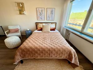 Top Floor Getaway in Central Helsinki - Church & Sea View