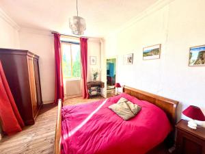 La Tour Carrée de Nontron, sleeps 12
