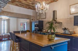 Maisons de vacances Charming House With Pool In Occitania : photos des chambres
