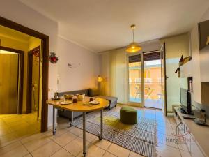 Beaches 400m - Free Garage - Terrace - Smart TV