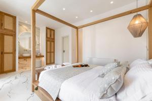 Elaia Home luxury village apartment for two Naxos